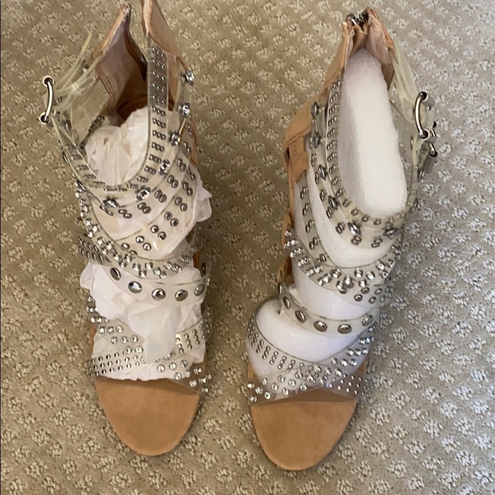 Nude sandals